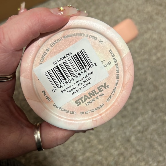 Peach pink) Tie Dye Stanley Quencher Tumblr 40oz Limited Edition Target release - Picture 2 of 3